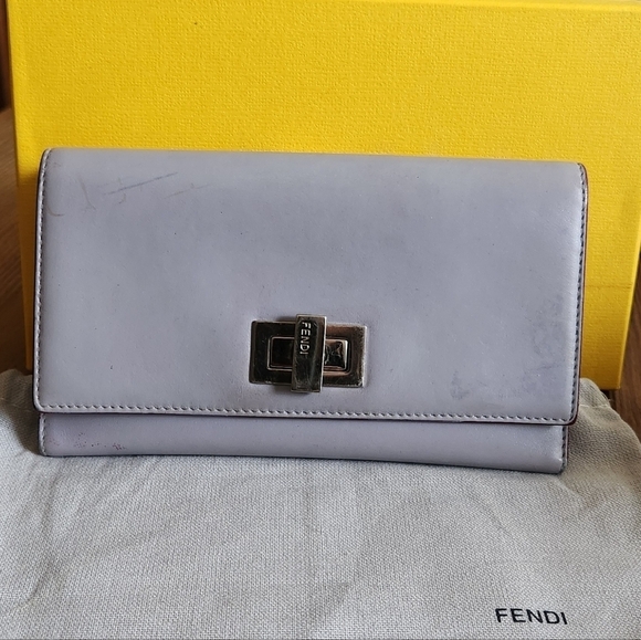 Fendi Peekaboo Long Wallet Grey Leather - Picture 1 of 16
